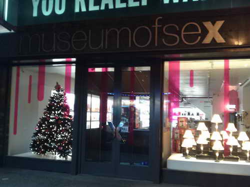NYC_2012-11-22 22-31-59_CELL_IMAG0928